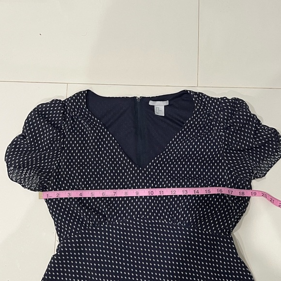 SOLD ‼️🚨Blue V-Neck Puff Sleeve Mini Dress - Picture 9 of 10